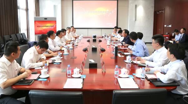 雙方領導就加強全方位戰(zhàn)略合作進行熱烈交流