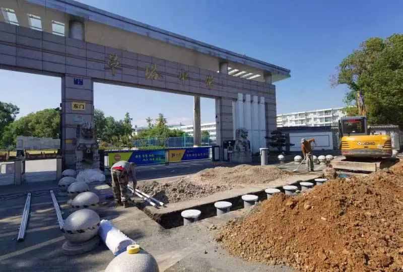 諸暨市公辦學(xué)校安全防范設(shè)施（防撞柱等）采購(gòu)項(xiàng)目安裝