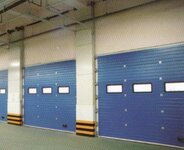 如何安裝工業(yè)滑升門？