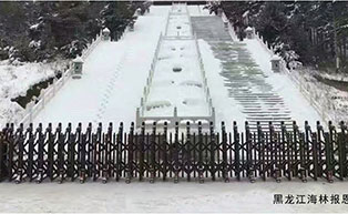 黑龍江海林報(bào)恩寺伸縮門工程案例