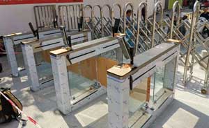 廣東江門(mén)天鵝灣小學(xué)擺閘案例