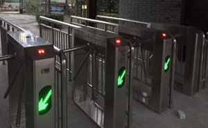 寧波第一學堂三輥閘檢票系統(tǒng)案例 - 中出網(wǎng)-智能出入口與停車充電門戶