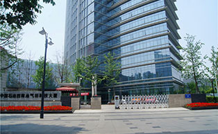 中國(guó)石油西南油氣田科技大廈伸縮門(mén)工程案例 - 中出網(wǎng)-智能出入口與停車(chē)充電門(mén)戶