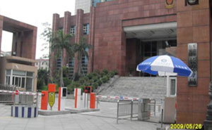 東莞長安公安局車牌識別系統(tǒng)案例 - 中出網(wǎng)-智能出入口與停車充電門戶