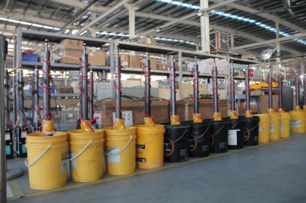 升降柱機(jī)芯需要經(jīng)過24小時防水測試