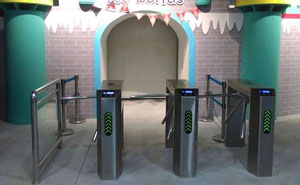 西安秦皇冰雪大世界通道閘案例