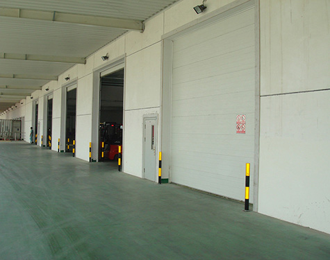 工業(yè)滑升門(mén)