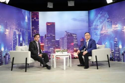 央視《崛起中國(guó)》報(bào)道銳澤展箱回縮技術(shù)