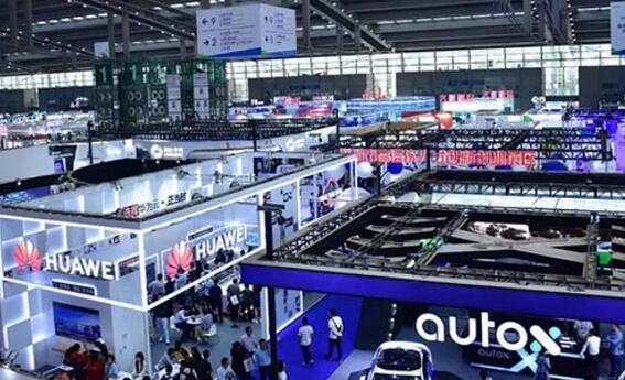 旺龍智能聯(lián)合深圳機(jī)器人協(xié)會(huì)參展本屆高交會(huì)