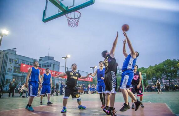 溧陽經(jīng)濟開發(fā)區(qū)青年籃球友誼賽