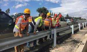 曲陸高速改擴(kuò)建工程環(huán)氧鋅基復(fù)合涂層鋼護(hù)欄案例