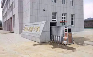 營山消防中隊伸縮門工程案例