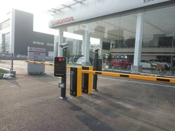  東風(fēng)本田4S店