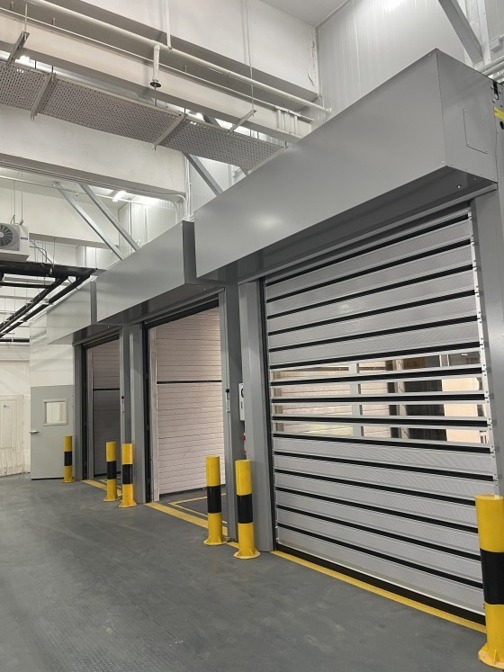 硬質(zhì)快速卷簾門