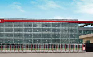 消防產(chǎn)業(yè)基地伸縮門案例