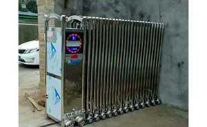 銀三角鴻運機械伸縮門案例