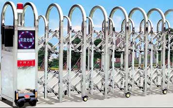 A56大圓彎加強型電動伸縮門