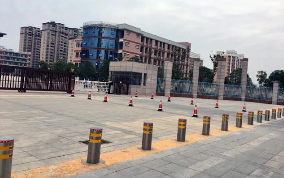 百勝36V直流無(wú)刷升降地柱校園安全守護(hù)神