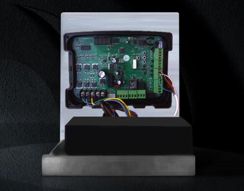 可外接儲(chǔ)備電源，實(shí)現(xiàn)斷電時(shí)自動(dòng)起桿，應(yīng)對(duì)火災(zāi)斷電等突發(fā)情況