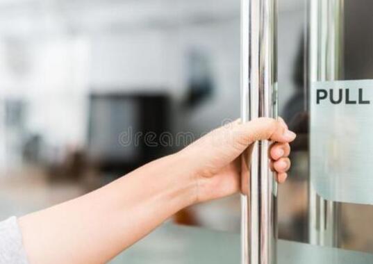 無接觸 百勝工廠、辦公樓通道管控設(shè)備 