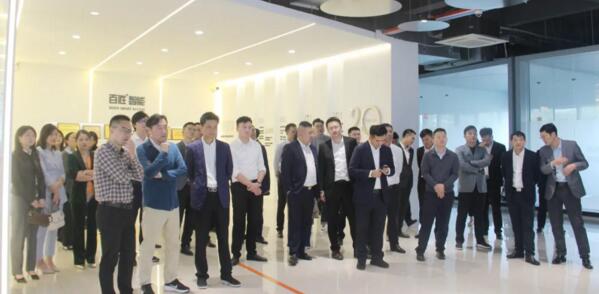 熱烈歡迎江西省委、省青年企業(yè)家協(xié)會嘉賓蒞臨百勝智能參觀指導(dǎo)