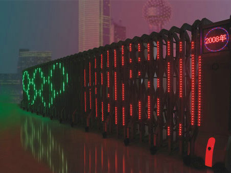 城市霓虹系列伸縮門