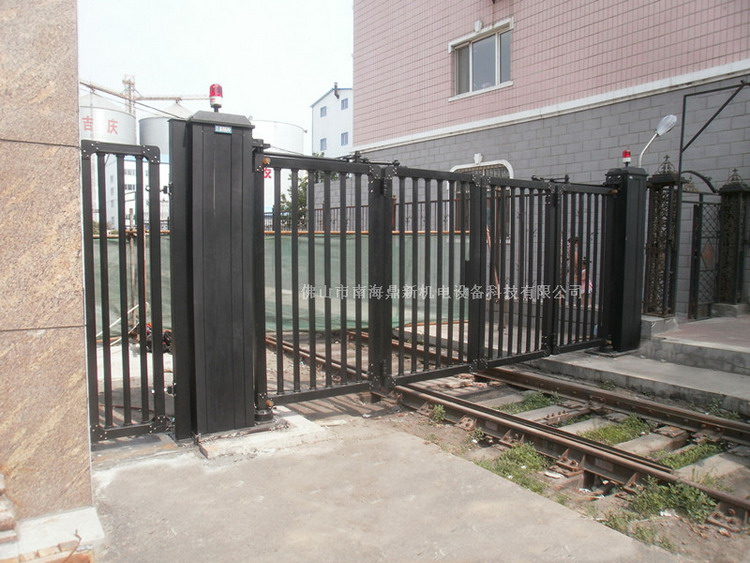 南北德信懸浮門(mén)贏得吉慶糧油有限公司點(diǎn)贊