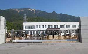 盤古山風(fēng)發(fā)電站智能無軌懸浮門工程案例