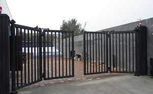 河北鼎豐有限公司智能無軌懸浮門工程案例 - 中出網(wǎng)-智能出入口與停車充電門戶