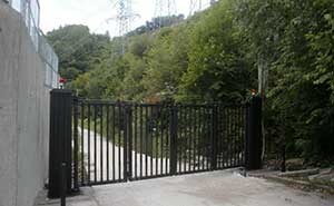 白山國家電網(wǎng)智能無軌懸浮門工程案例 - 中出網(wǎng)-智能出入口與停車充電門戶