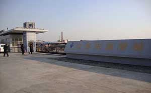 江蘇東浦管樁智能無軌懸浮門工程案例 - 中出網(wǎng)-智能出入口與停車充電門戶