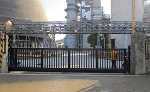 蘇州市華能電廠(chǎng)智能安全伸縮平移門(mén)工程案例