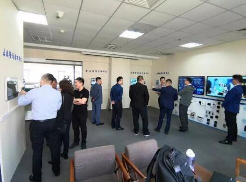 烏魯木齊富迪信息技術(shù)有限公司領(lǐng)導(dǎo)一行蒞臨卡得智能參觀指導(dǎo)