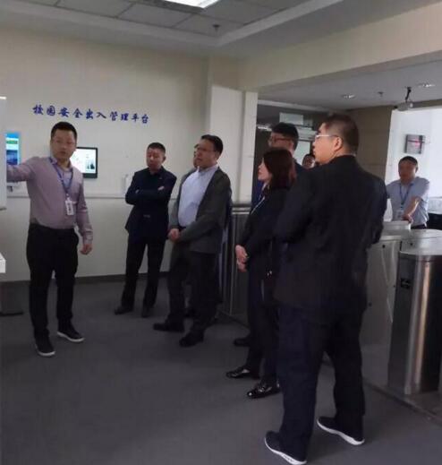 烏魯木齊富迪信息技術(shù)有限公司領(lǐng)導(dǎo)一行蒞臨卡得智能參觀指導(dǎo)