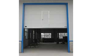 工業(yè)提升門