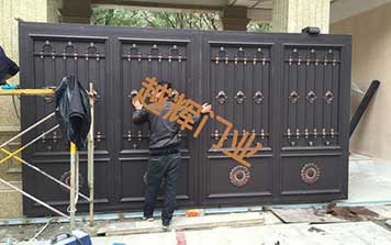 電動(dòng)門(mén)機(jī)