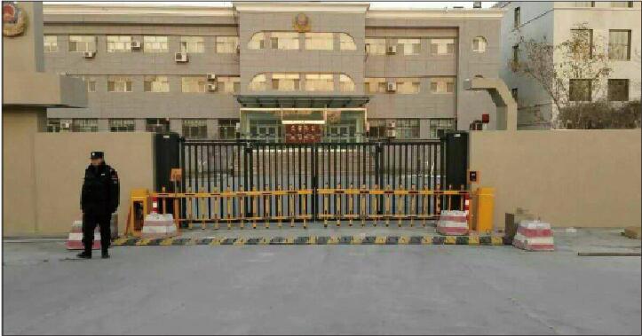 鄯善縣吐哈石油公安局停車場(chǎng)系統(tǒng)案例 - 中出網(wǎng)-智能出入口與停車充電門戶