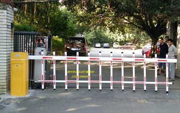 電動(dòng)欄柵道閘