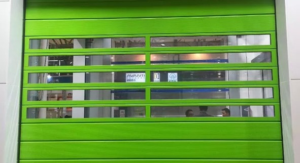 工業(yè)滑升門