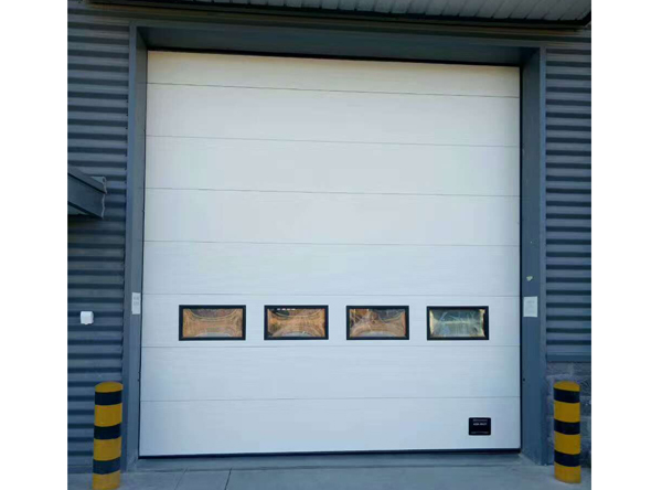 工業(yè)滑升門