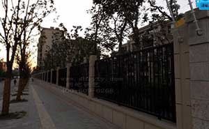 華僑城護(hù)欄案例 - 中出網(wǎng)-智能出入口與停車充電門戶