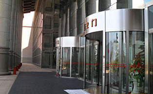 云南海埂會(huì)議中心旋轉(zhuǎn)門工程案例