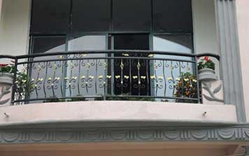 陽臺欄桿