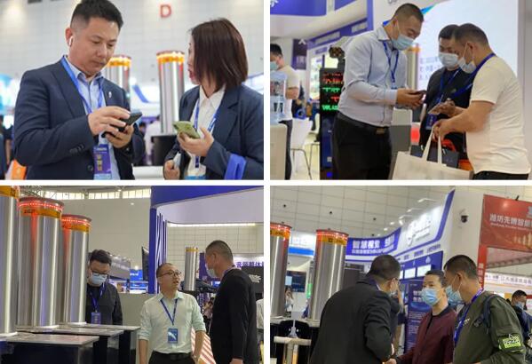 工作人員耐心講解