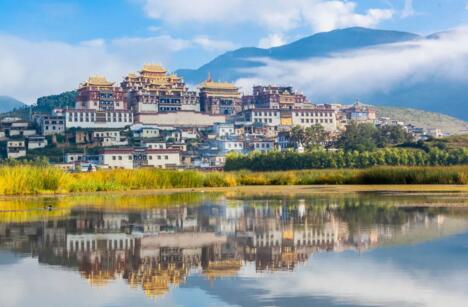 香格里拉機(jī)場智慧停車上線