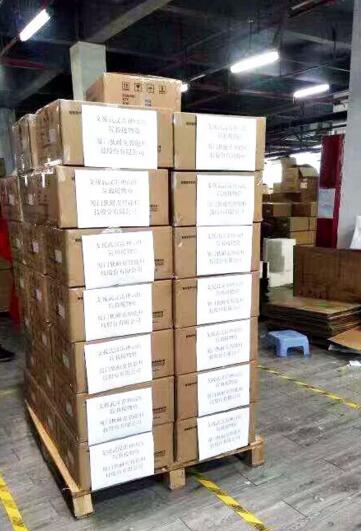 狄耐克支援雷神山醫(yī)院醫(yī)療物資集結(jié)