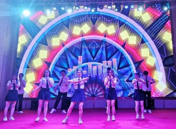 舞蹈《YES,OK！》