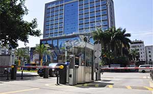 三聯(lián)大酒店停車場(chǎng)系統(tǒng)案例