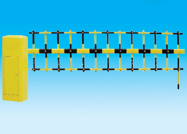 道閘 - 黃色平頂三欄道閘
