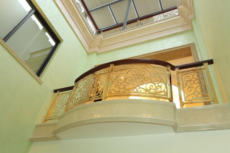 精雕銅/鋁樓梯屏風(fēng)285